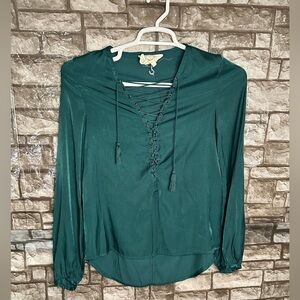 The Jetset For Revolve Silky High Low Long Sleeve Lace Up Vneck Size Small